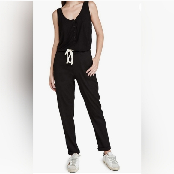 Monrow black jumpsuit size XS